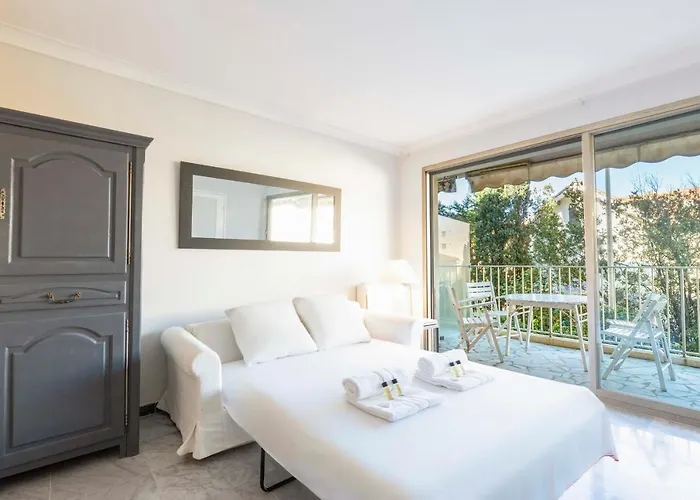 Chez J-p - 100m 2-4pers Terrace Sea View Pool Garage *